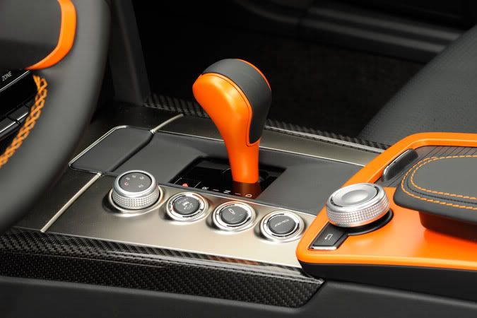 مرسيدس AMG اصدار خاص بالونين برتقالي واسود 57