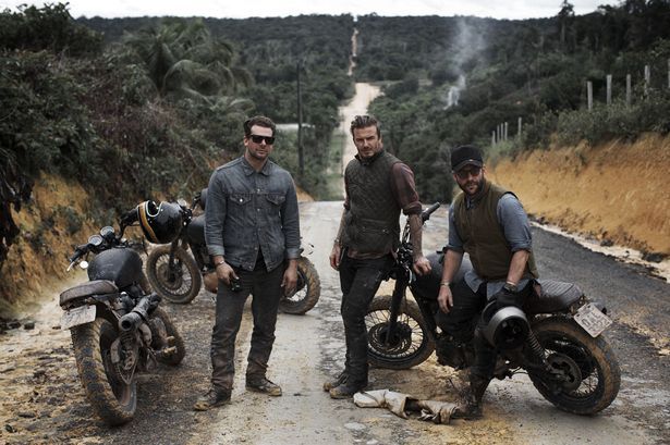 Dọn bớt tủ đồ theo style bụi