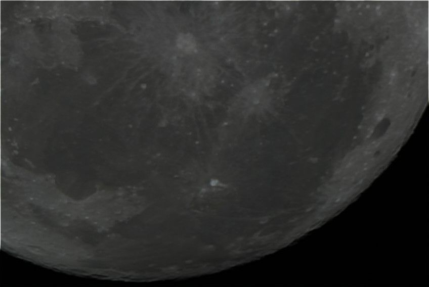 Moon31614-2.jpg