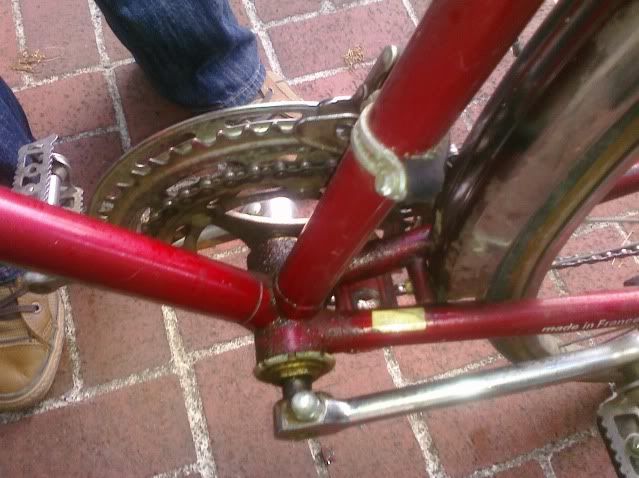 Greasy Peugeot BB area That grease is from the 80s. Can probably sell it on Craigslist as vintage/retro grease