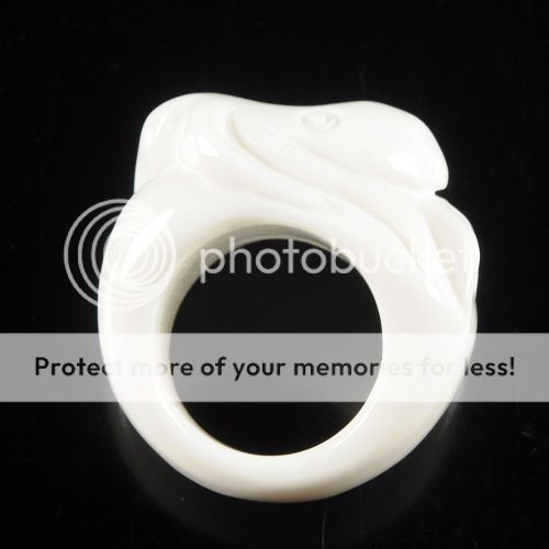 s78299 Carved white stone octopus ring US size11 1/8  